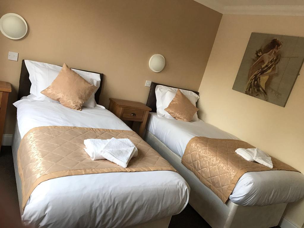The Waverley Inn Dingwall Εξωτερικό φωτογραφία